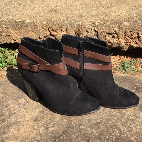Unity Black and Brown Ankle Booties Size 7.5 Faux Suede Strappy Chunky Heel - Picture 1 of 13